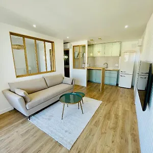  Appartement Suberbe T2 Avec Vue Et Piscine