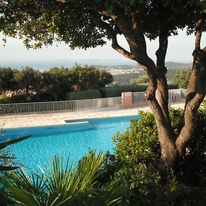  Apartment Les Emeraudes